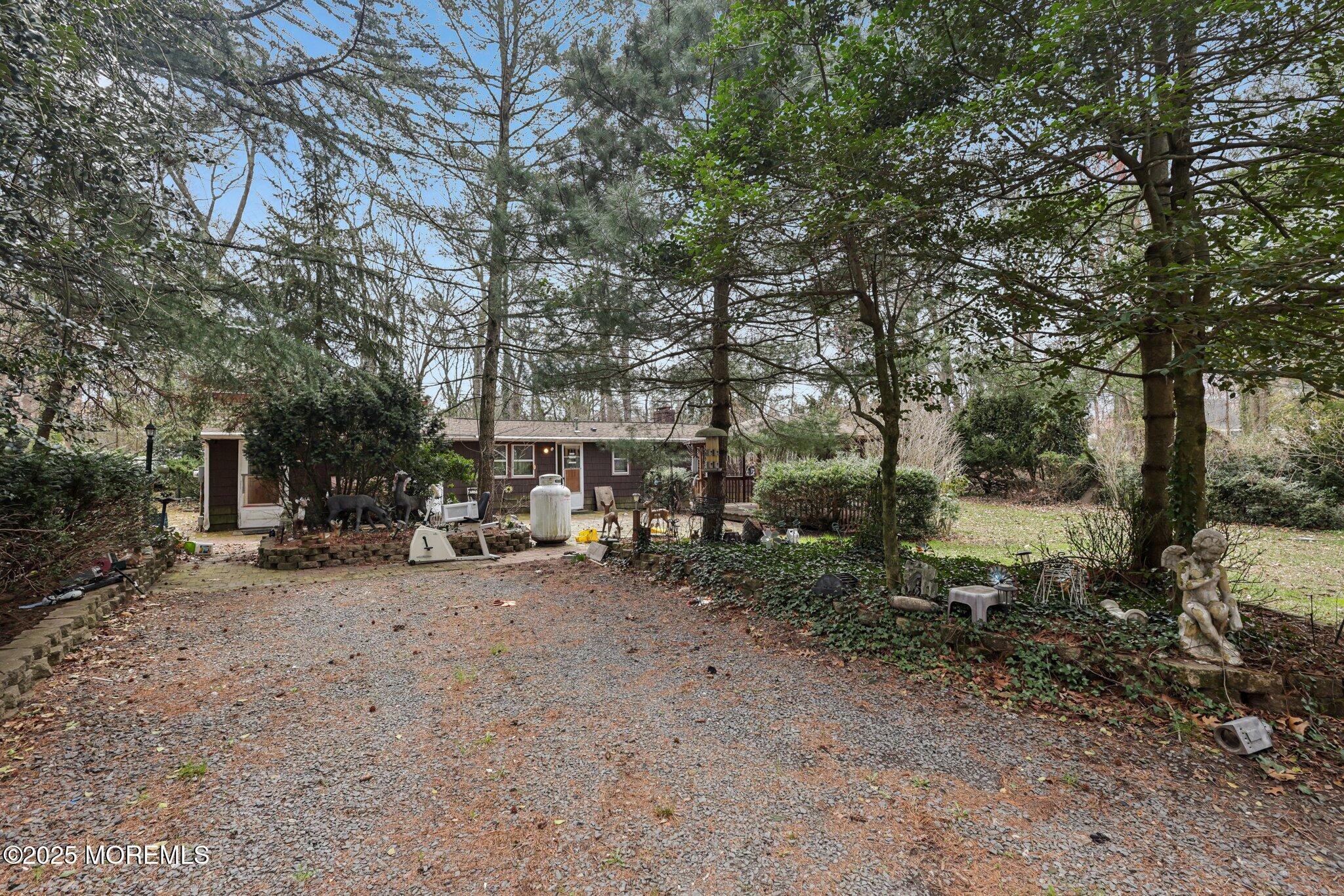 227 Lloyd Road, Aberdeen, New Jersey image 30