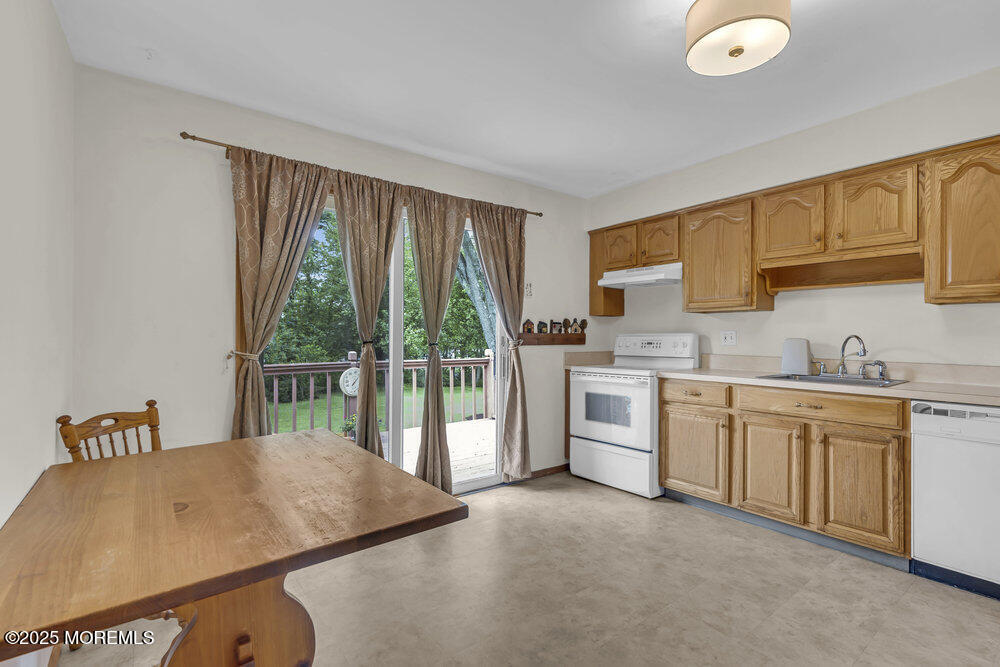 44 Hoover Street, Freehold, New Jersey image 17