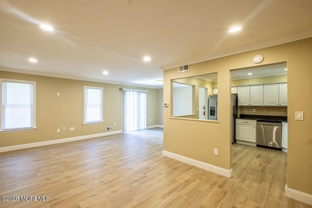 34 Harbor Circle