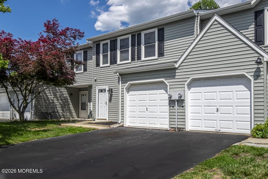 34 Harbor Circle