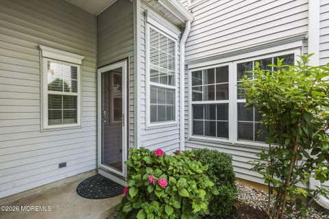 Townhouse For Rent - 761 Banyan Court<br/> Monmouth County, Morganville, NJ 07751