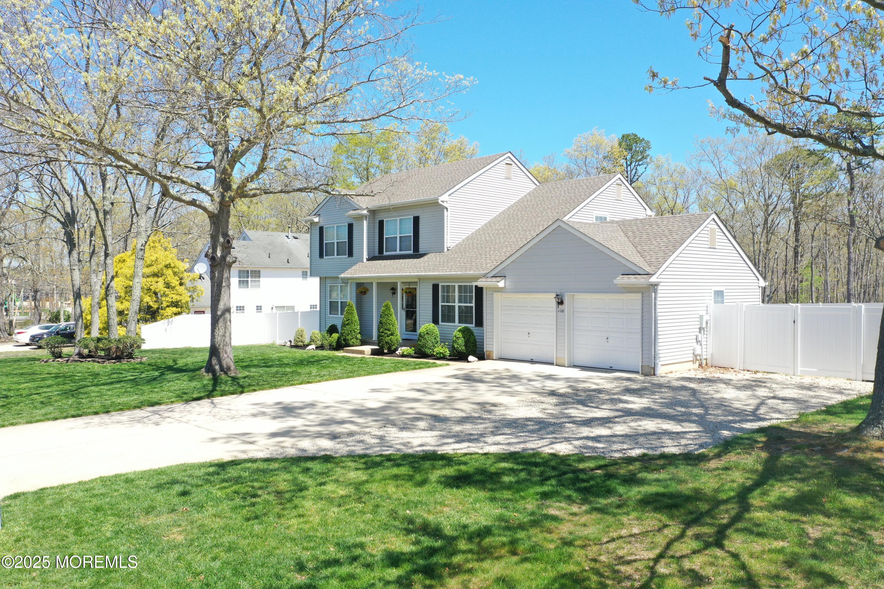 178 Royal Oak Drive, Waretown, New Jersey image 2