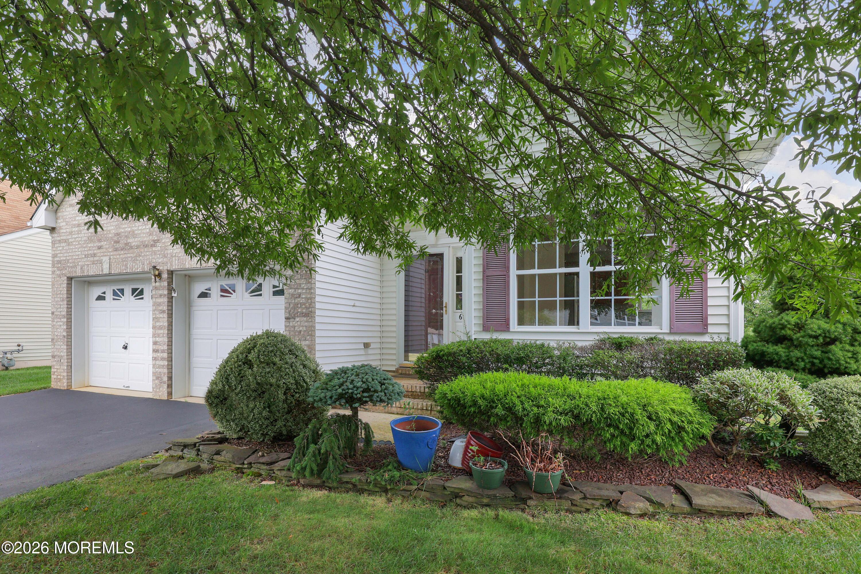 6 Silver Maple Lane