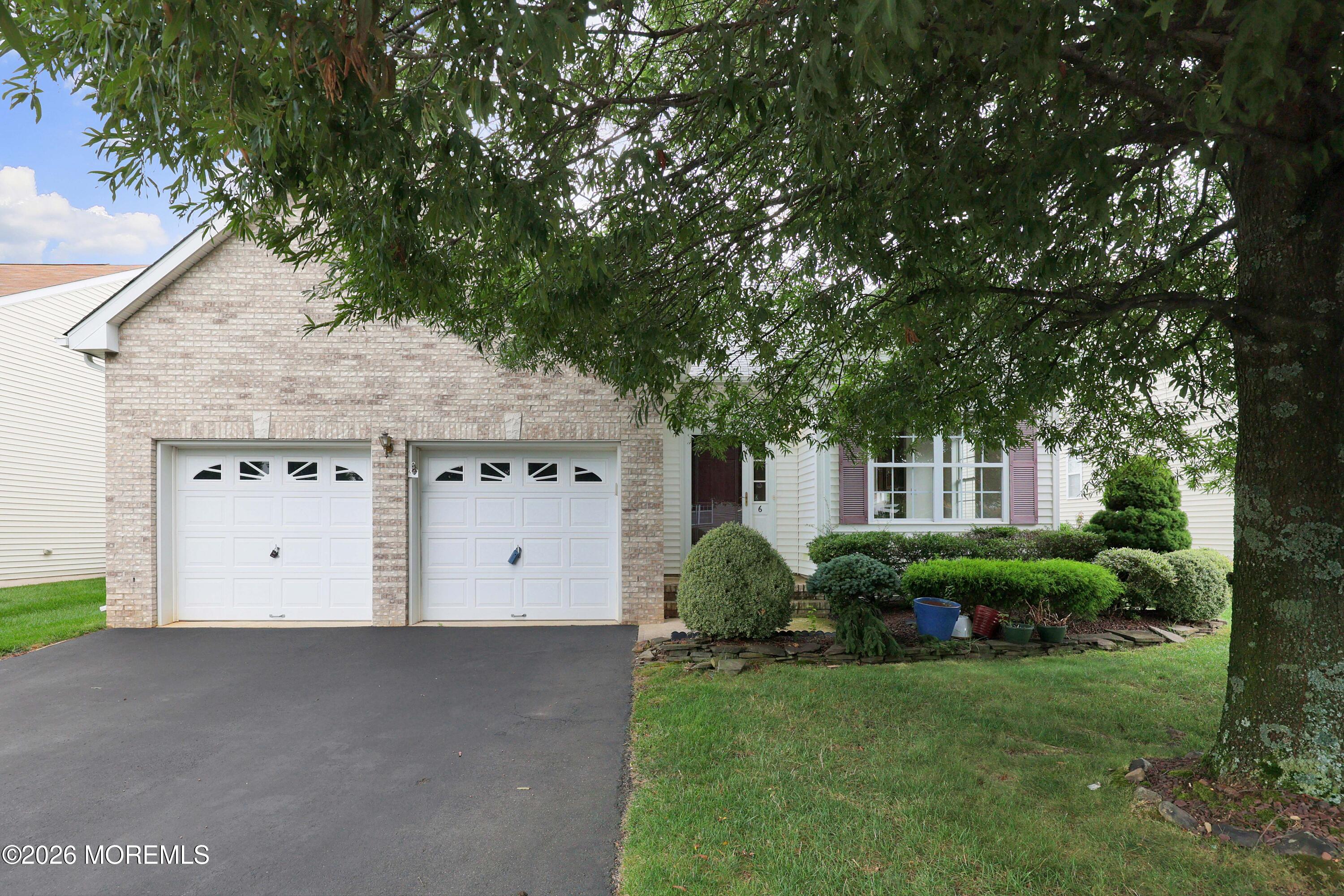 6 Silver Maple Lane