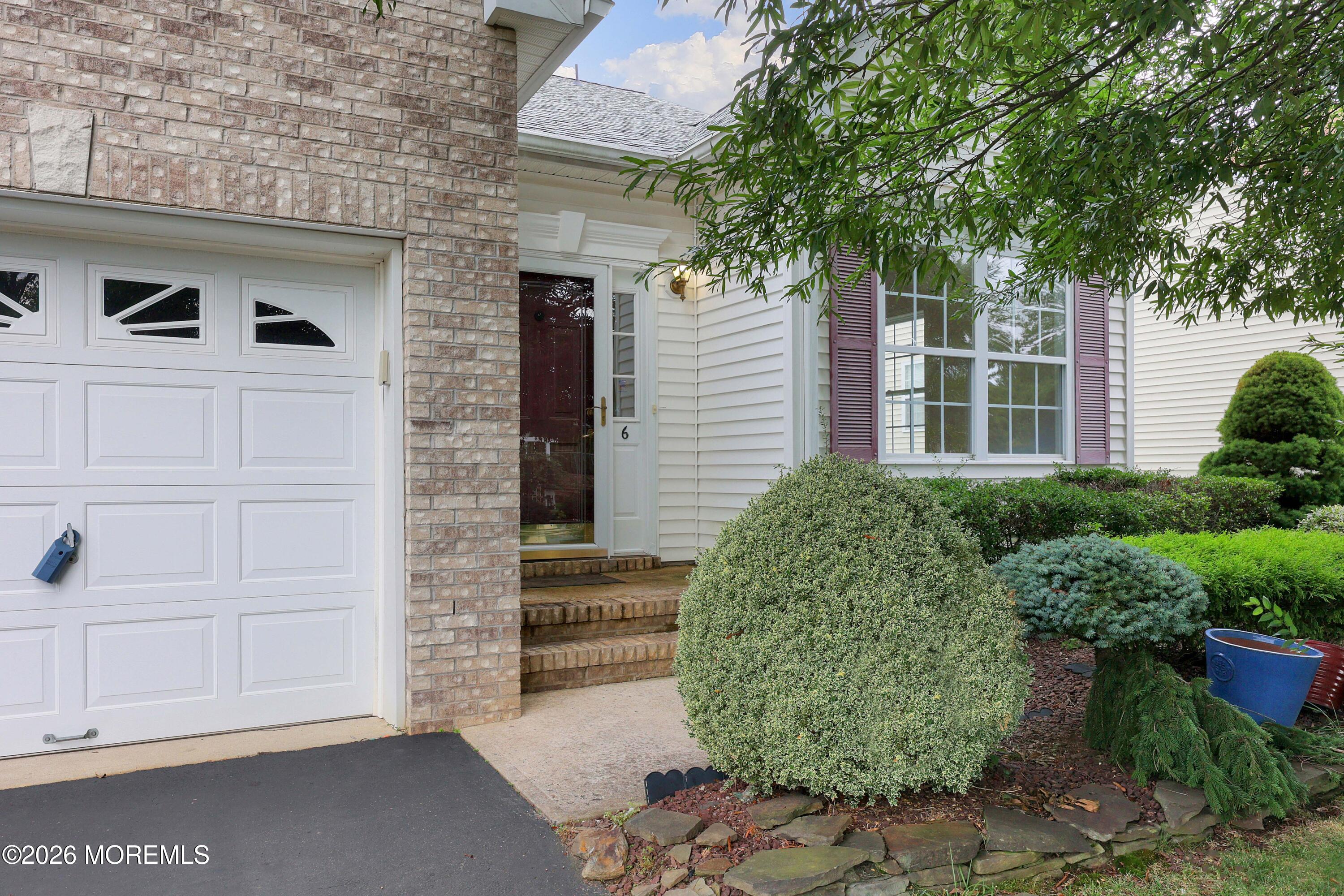 6 Silver Maple Lane