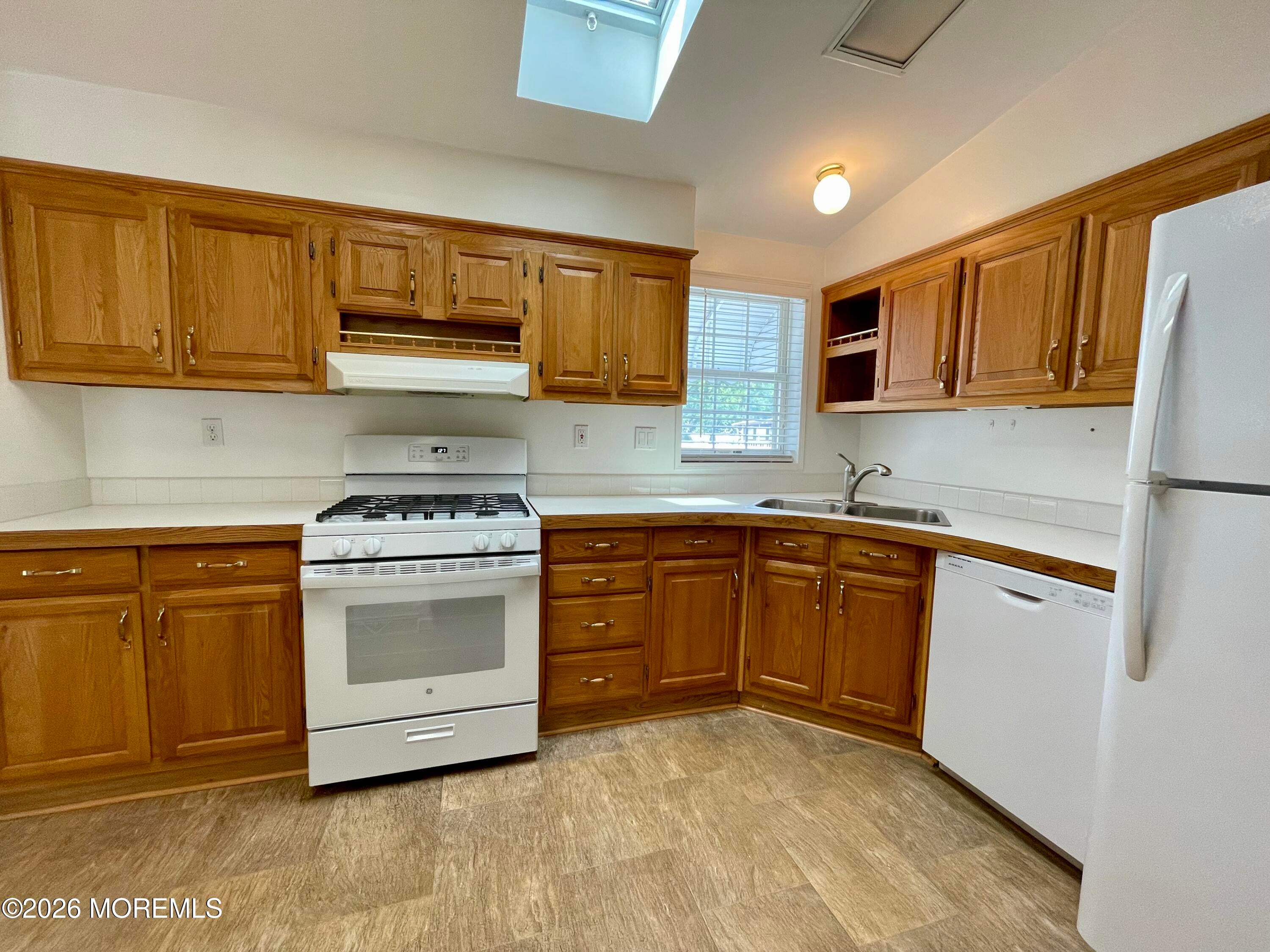 23 Brookside Way