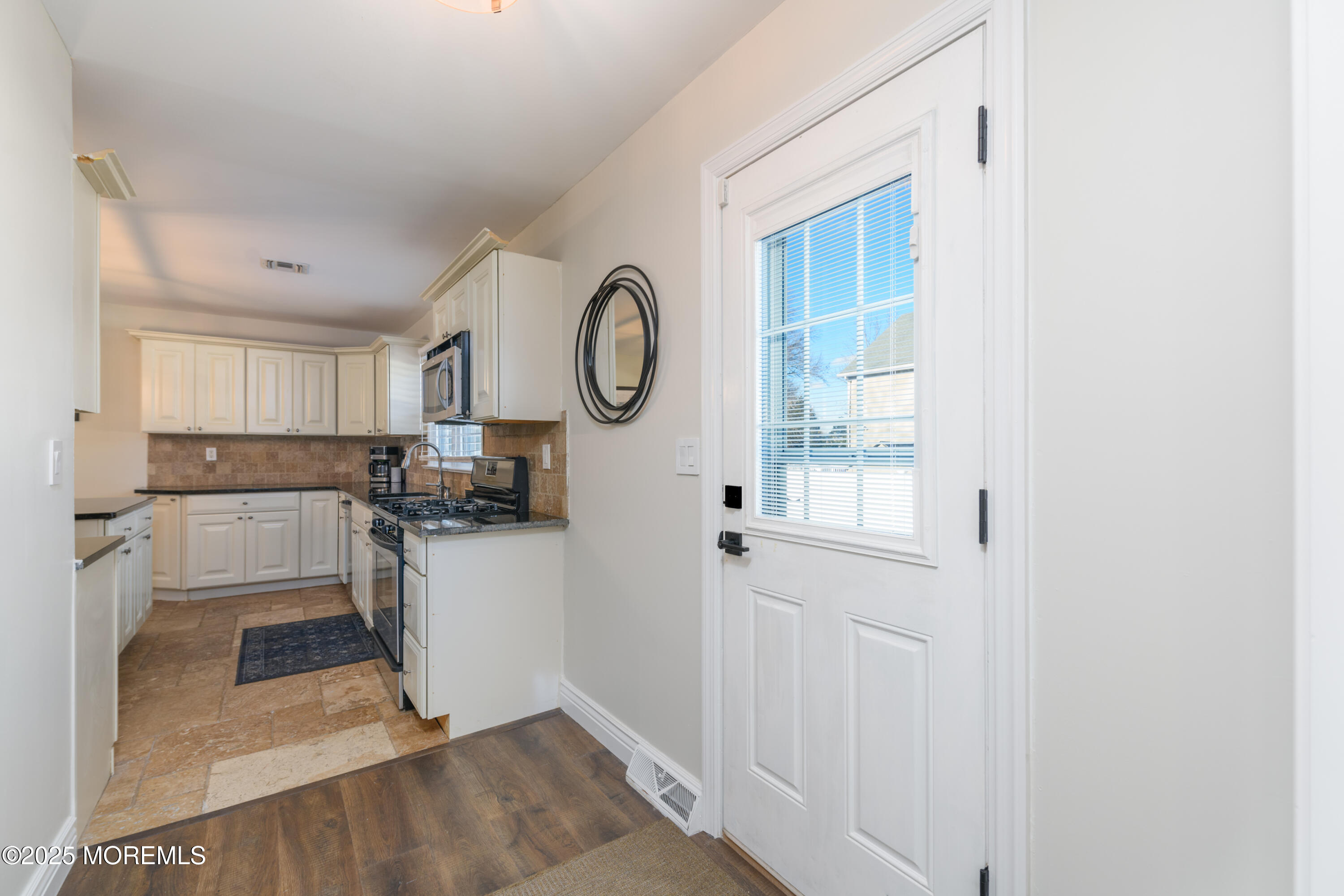 431 Walnut Street, Port Monmouth, New Jersey image 13