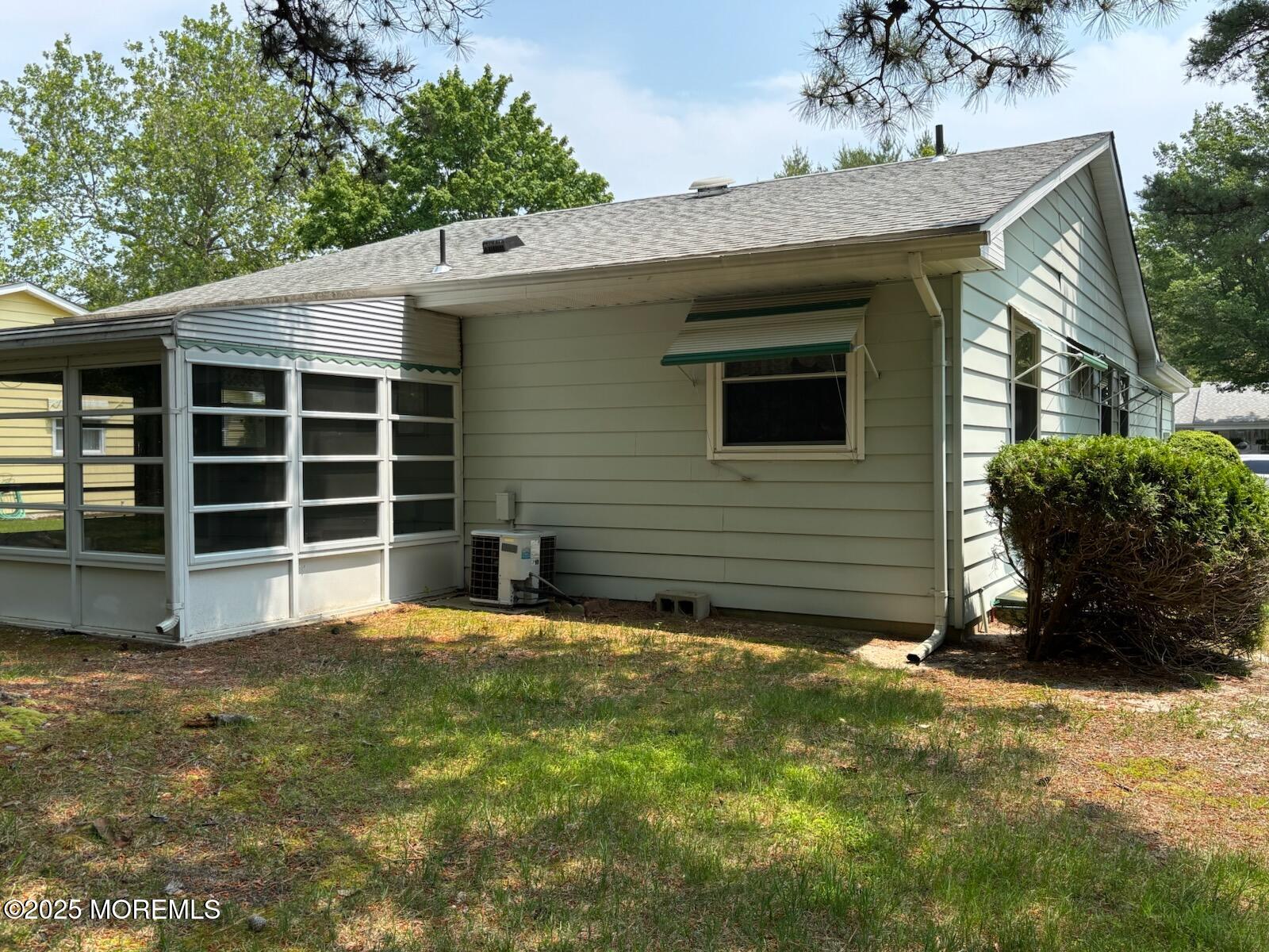 194 Constitution Boulevard, Whiting, New Jersey image 8