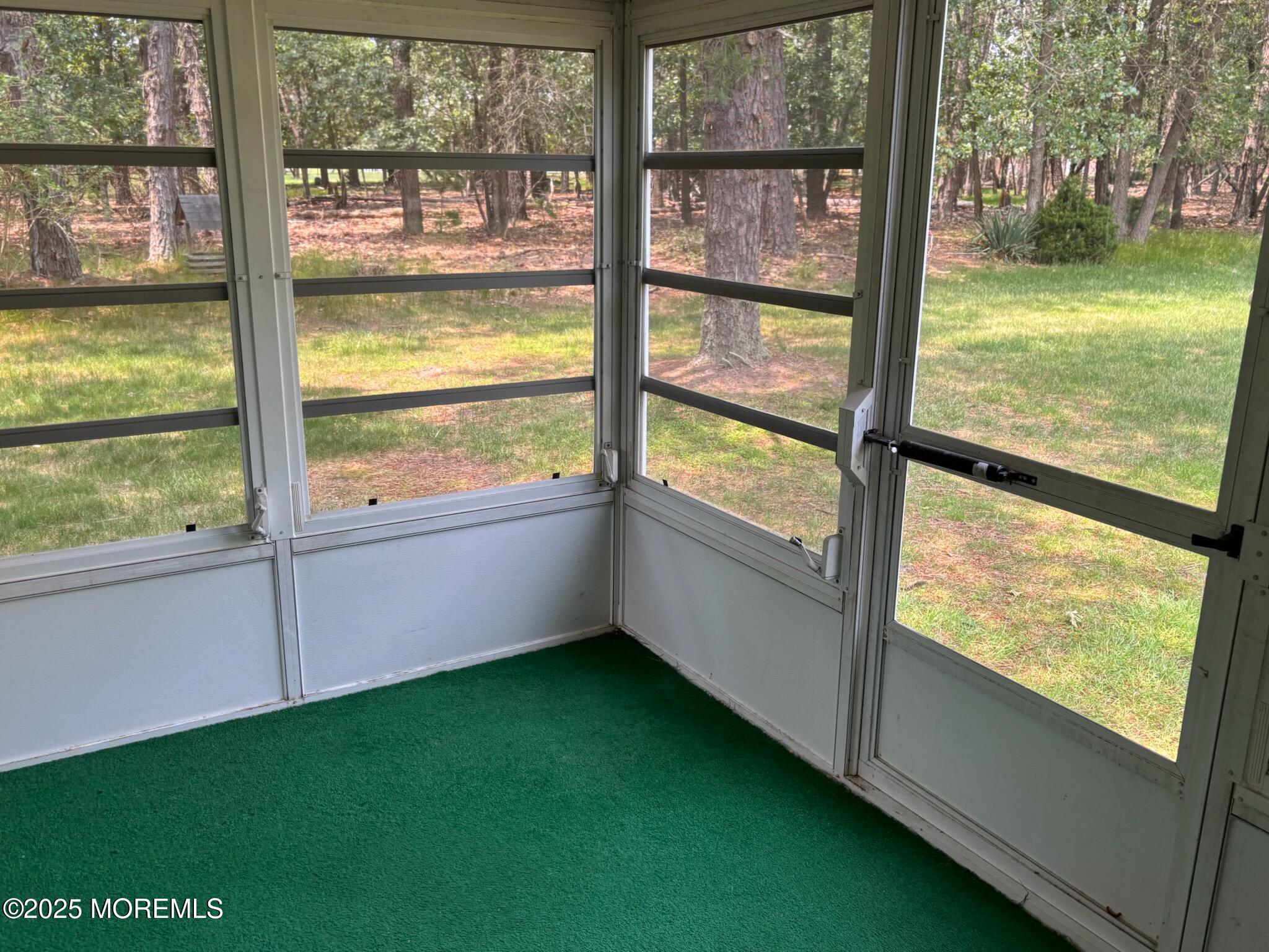 194 Constitution Boulevard, Whiting, New Jersey image 9