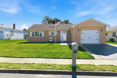 70 Innsbruck Drive Toms River NJ 08757