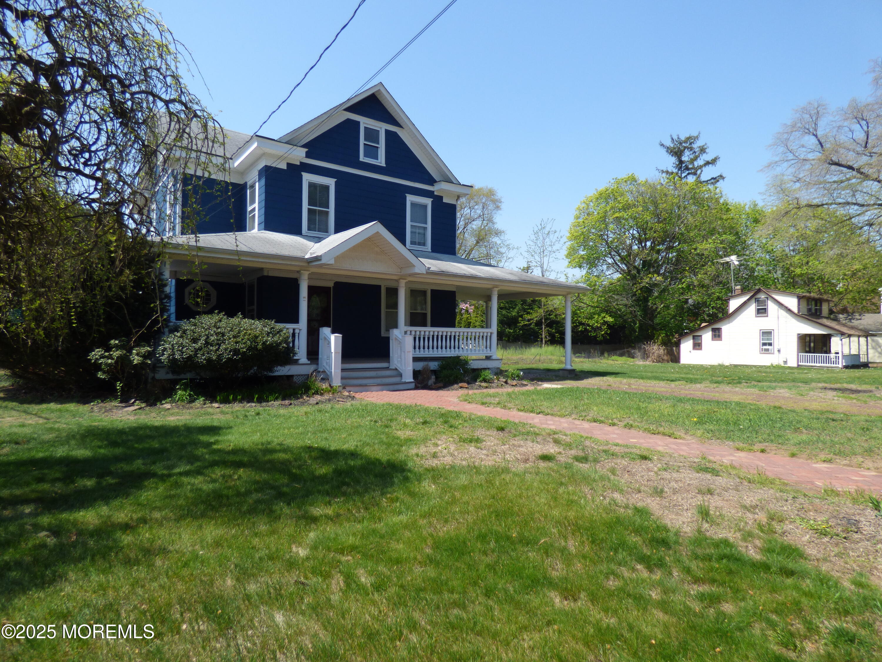 111 Lakeside Avenue, Navesink, New Jersey image 1