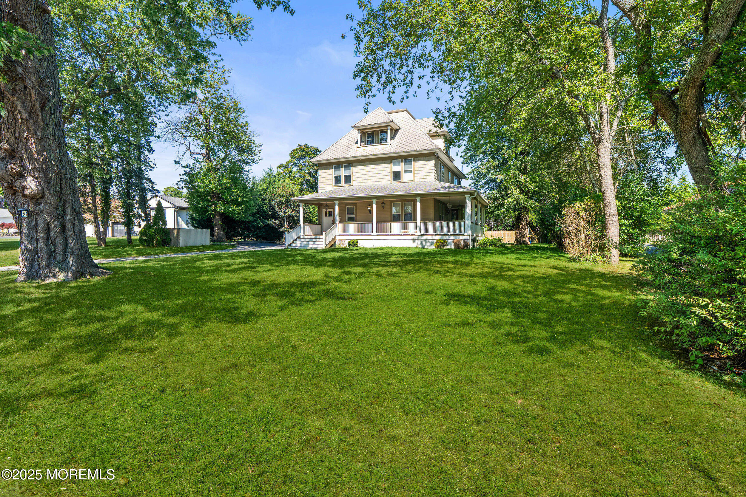 345 Hollywood Avenue