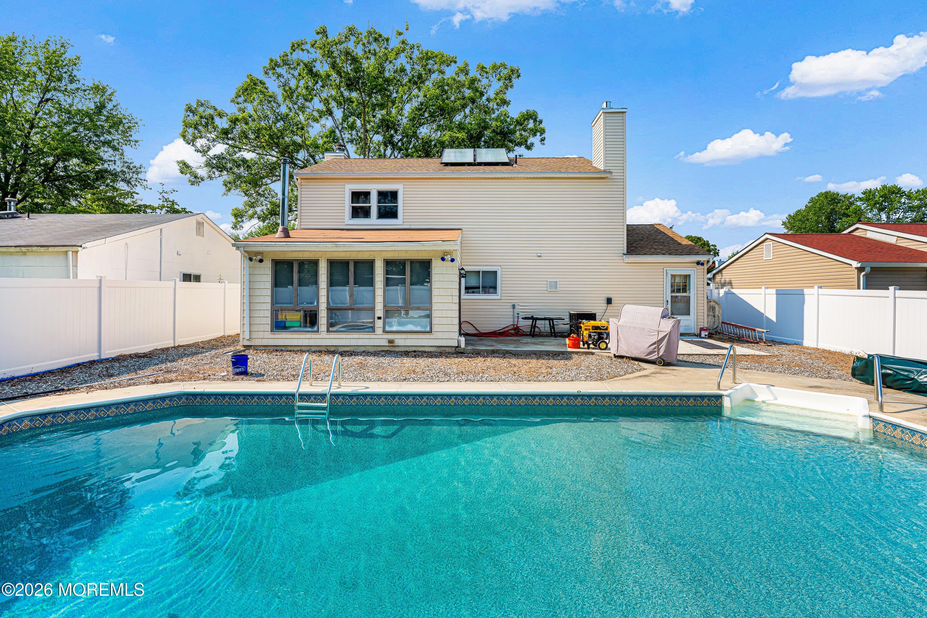 4 Nautilus Avenue
