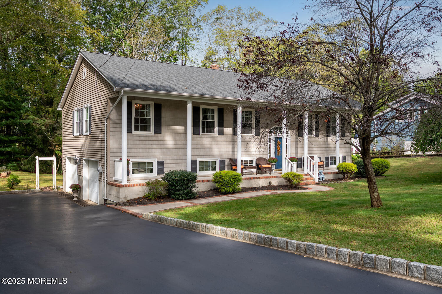 93 Twin Brooks Avenue