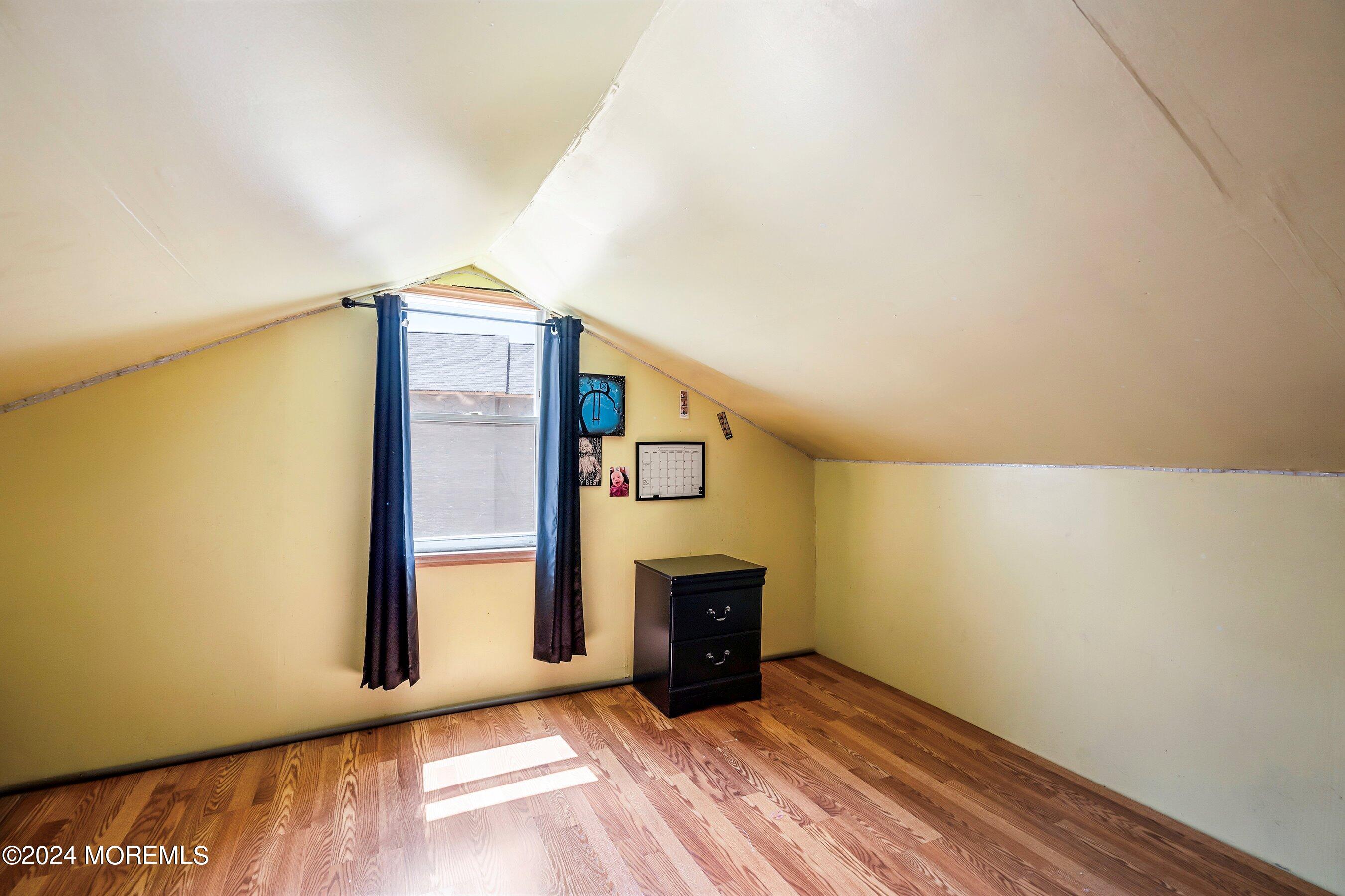 202 Knox Avenue, Eatontown, New Jersey image 15