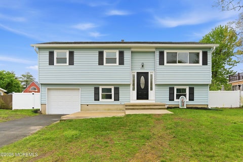 Homes For Sale - 1043 Bell Street<br/> Toms River, NJ 08753