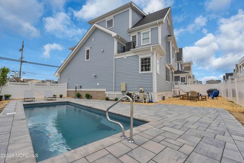 Homes For Rent - 511 N Highway 35<br/> Ocean County, Mantoloking, NJ 08738