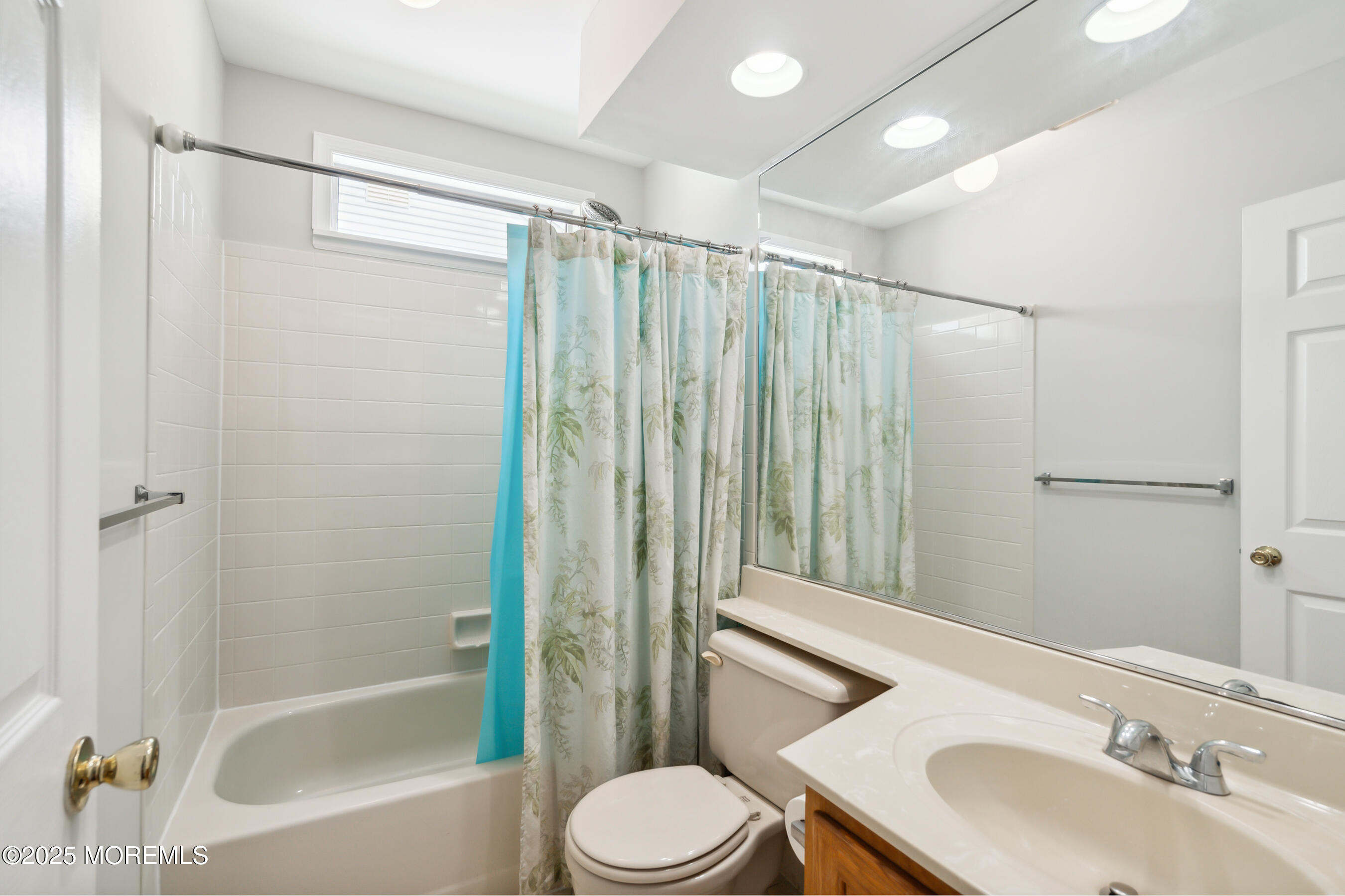 2 Honey Locust Lane, Howell, New Jersey image 14