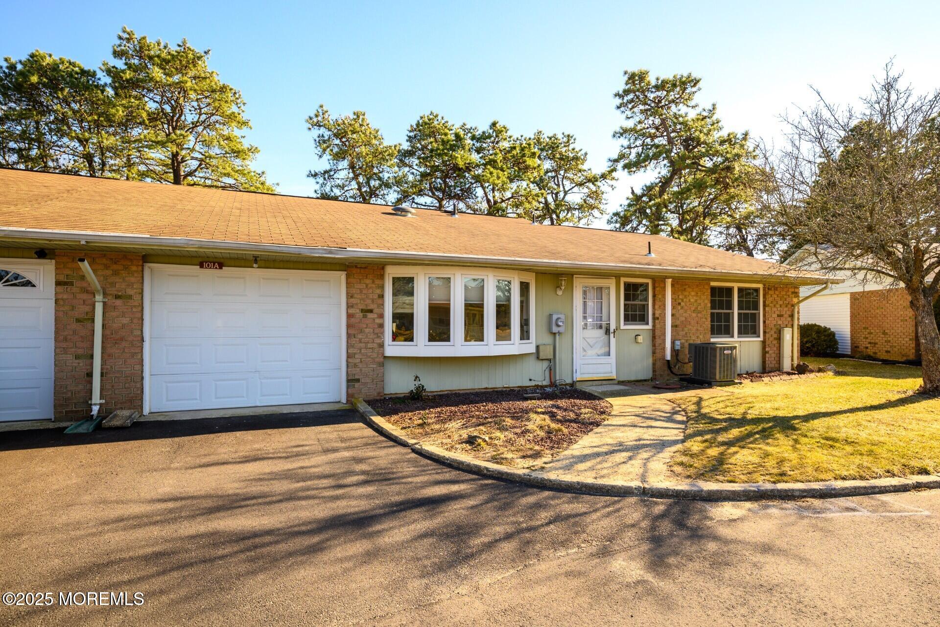 101A Buckingham Drive, Manchester, New Jersey image 1