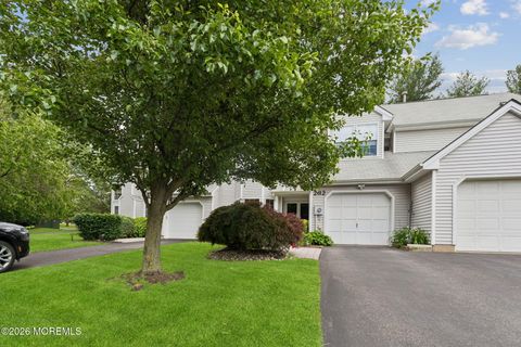 Condo For Rent - 262 Daffodil Drive<br/> Freehold, NJ 07728