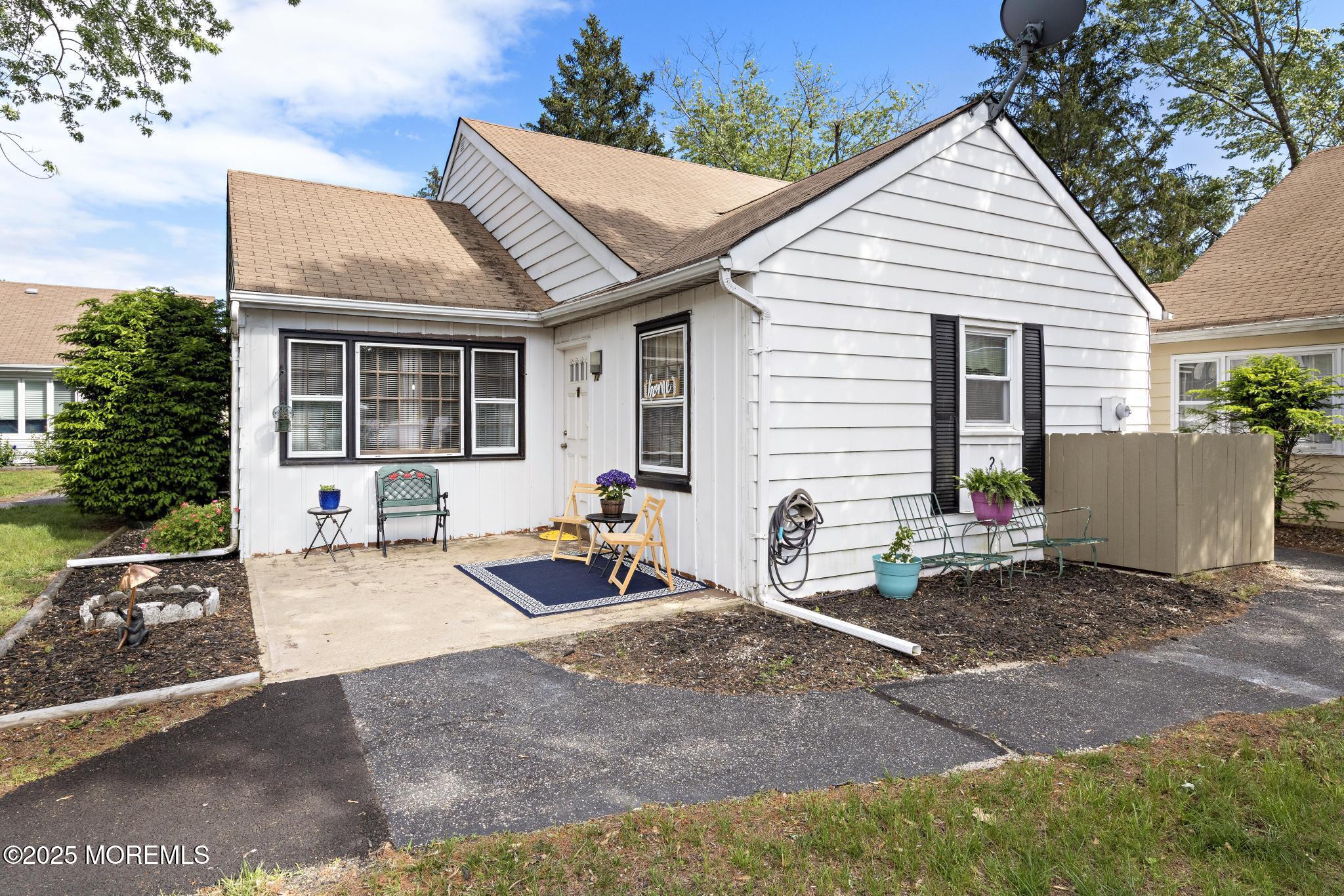 12 Dover Walk, Toms River, New Jersey image 3
