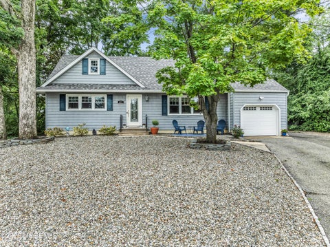 Photo of 825 Knight Street, Toms River, NJ 08753 (MLS # 22627760)