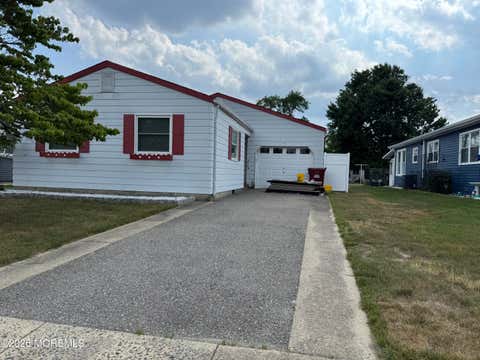 Homes For Sale - 16 Vera Cruz Court<br/> Toms River, NJ 08757
