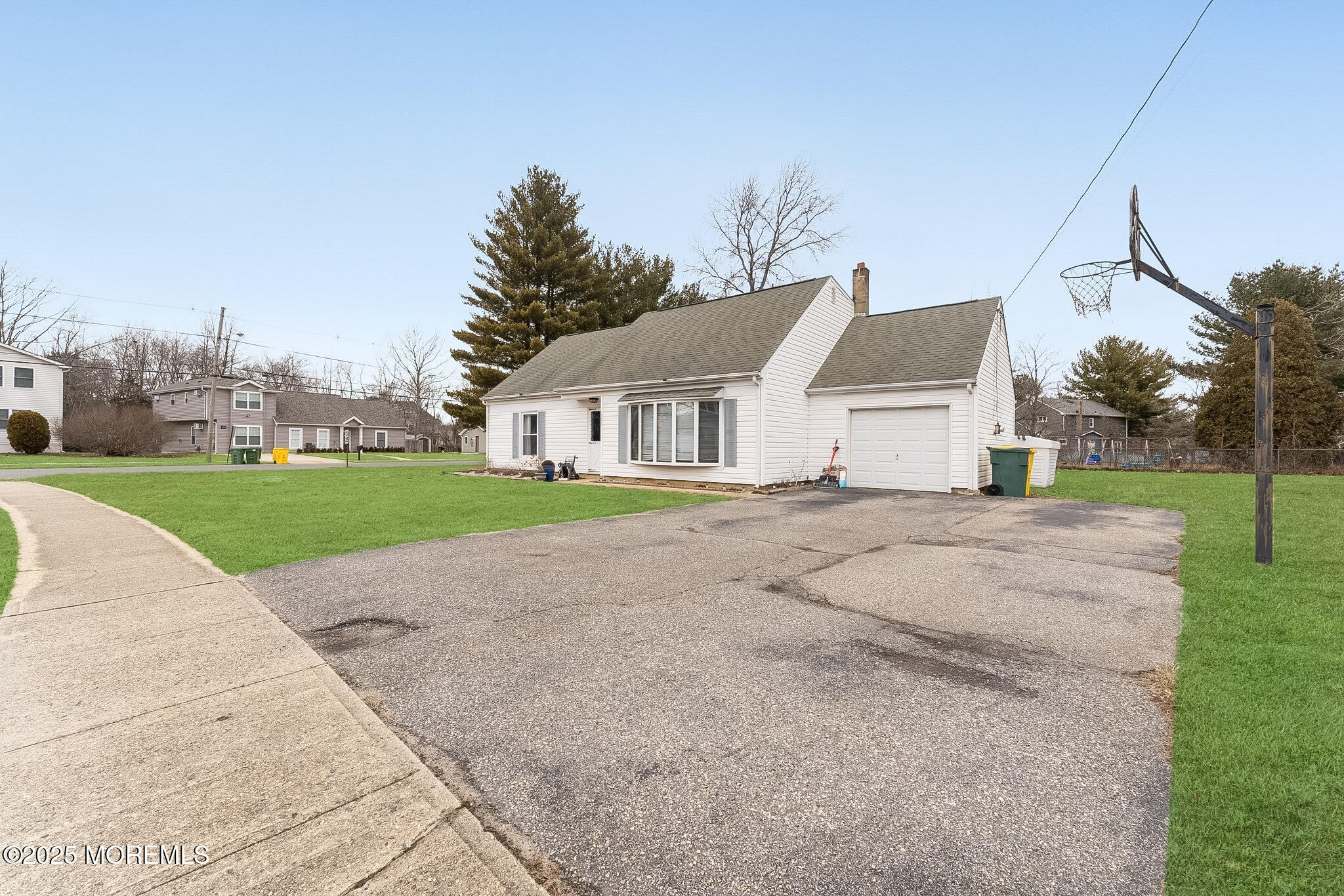 121 Liberty Drive, Lakewood, New Jersey image 3