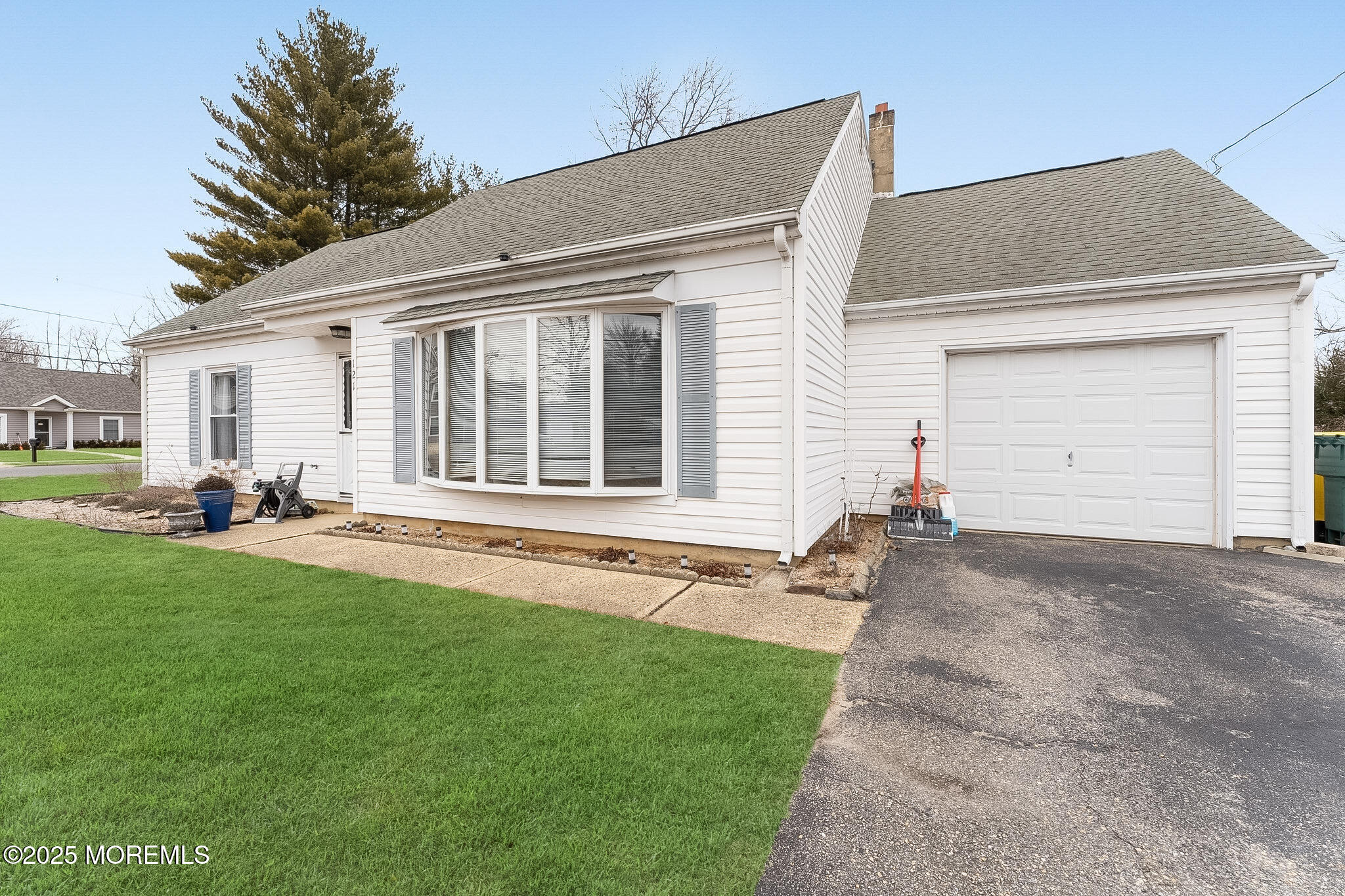 121 Liberty Drive, Lakewood, New Jersey image 2