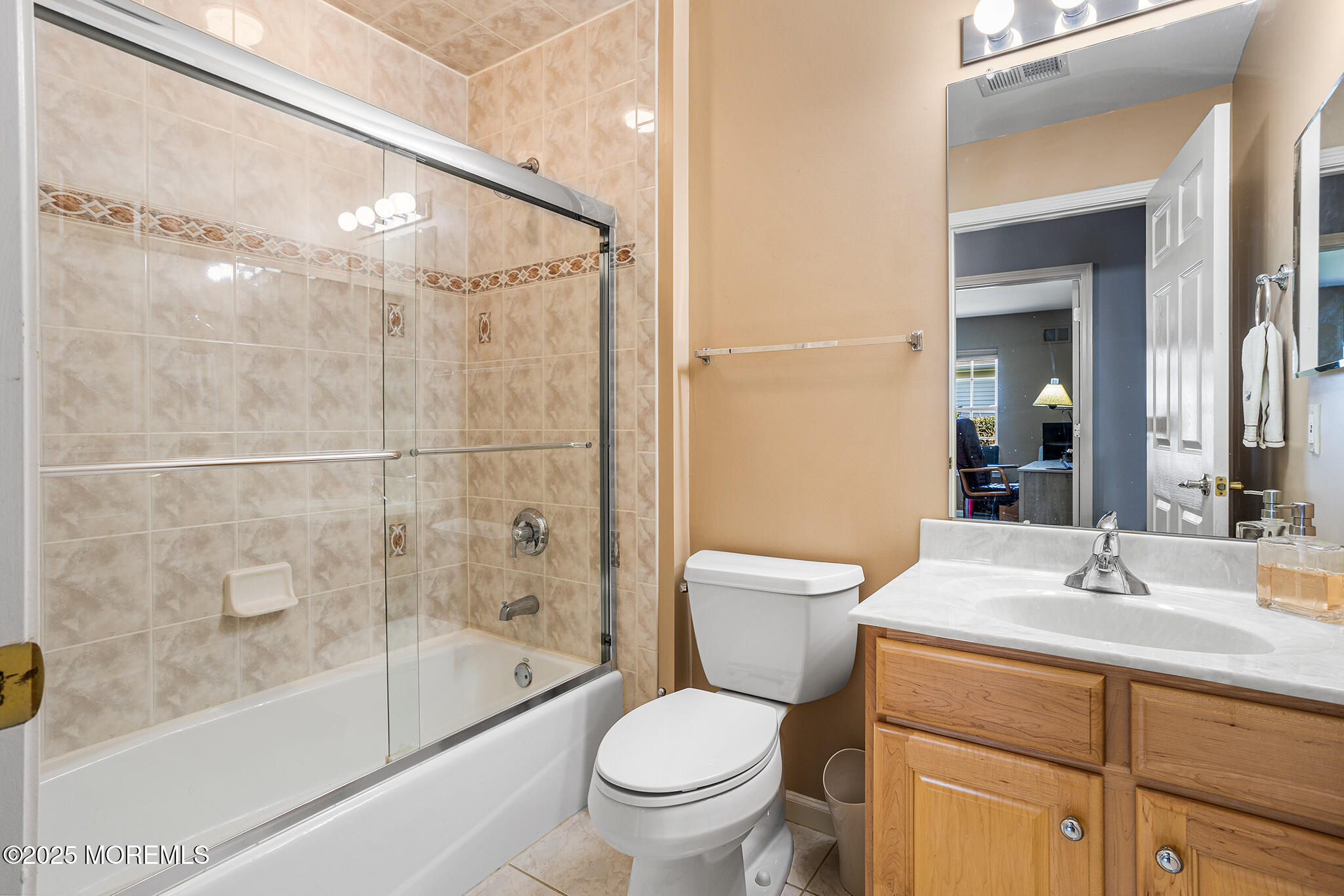 16 Schoolhouse Lane, Lakewood, New Jersey image 27