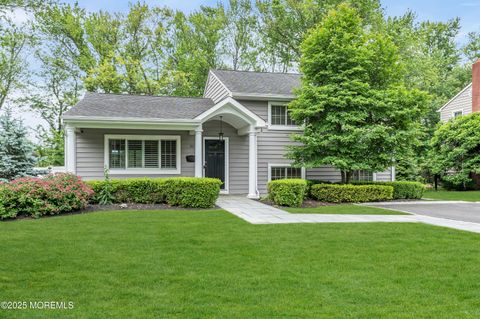 32 Silverbrook Road Shrewsbury Boro NJ 07702