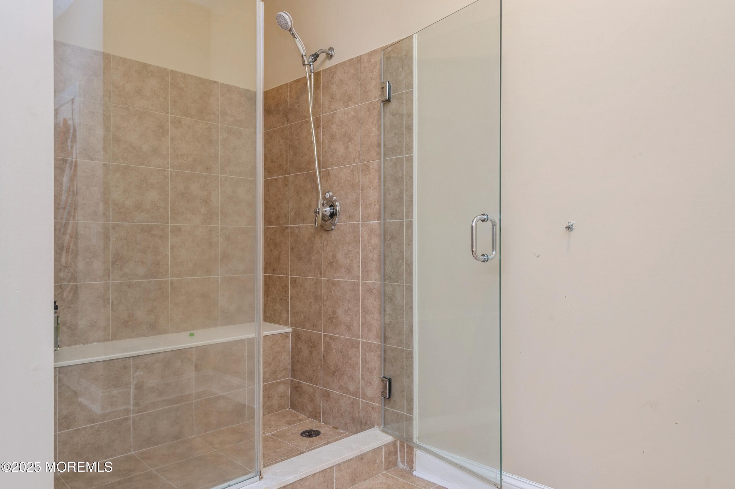63 Wintergreen Drive, Manalapan, New Jersey image 17
