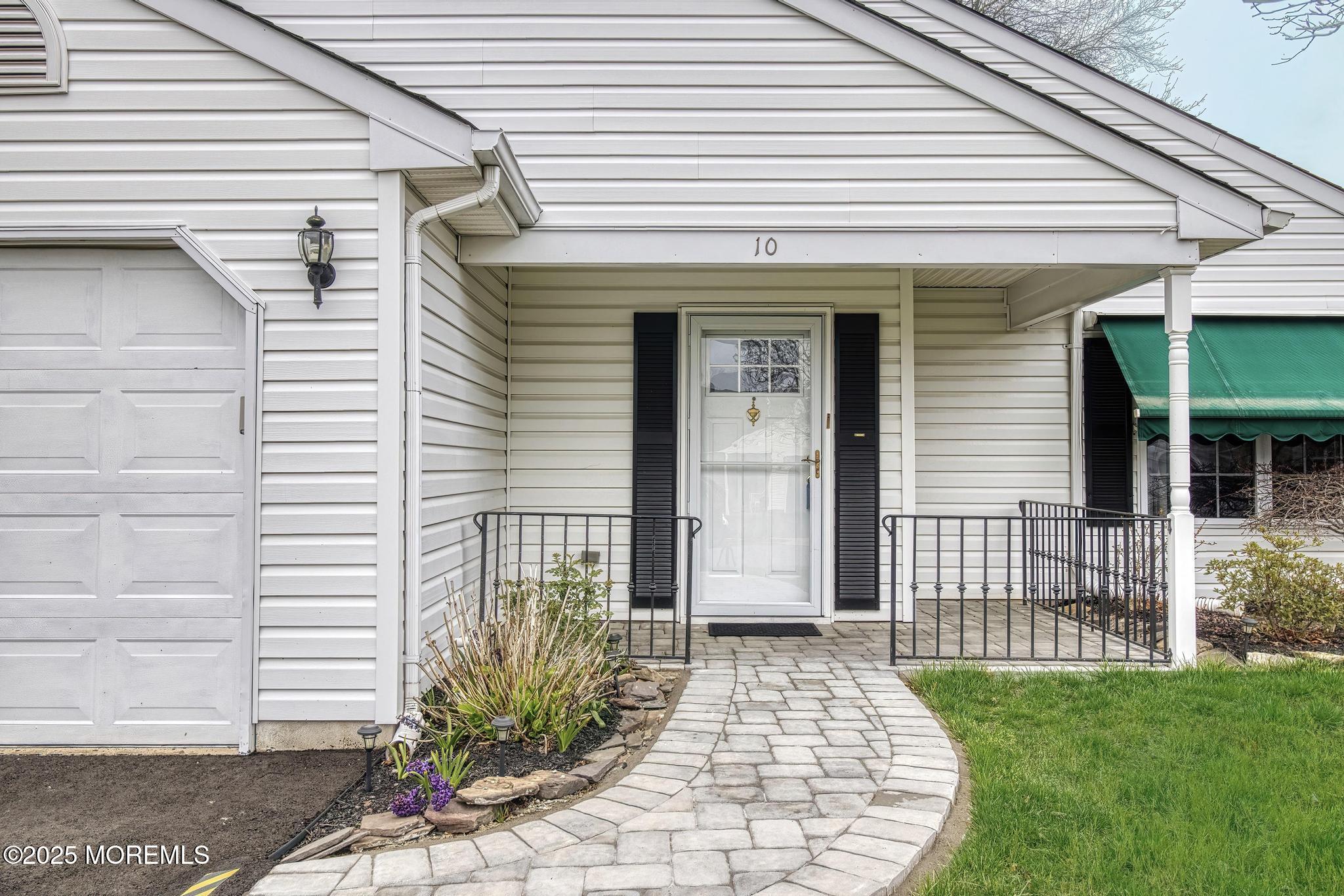 10 Mayapple Drive, Brick, New Jersey image 3