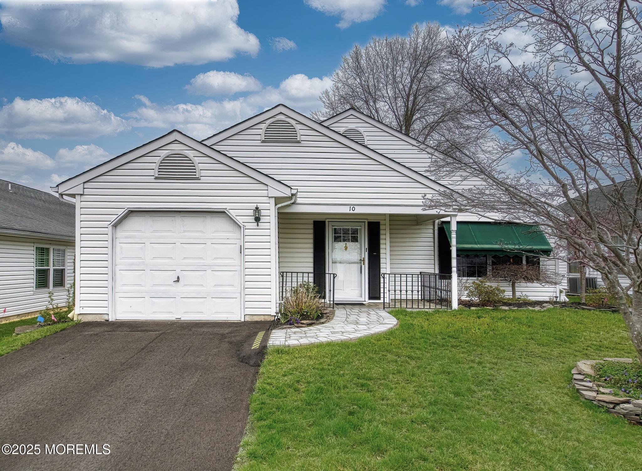 10 Mayapple Drive, Brick, New Jersey image 1