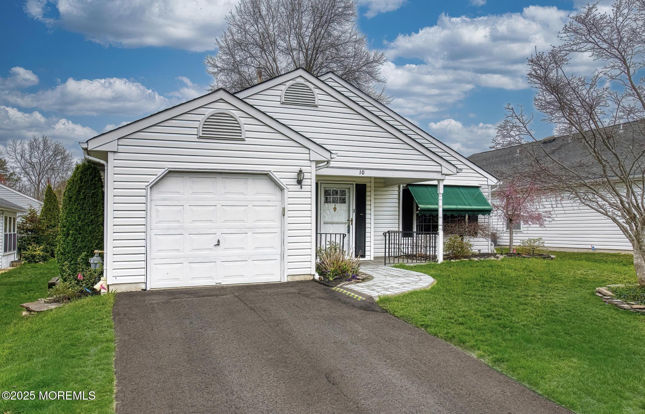 10 Mayapple Drive, Brick, New Jersey image 2