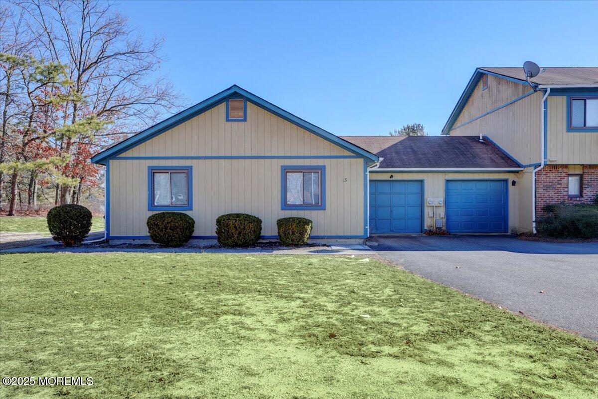 13 Seagull Lane, Howell, New Jersey image 27