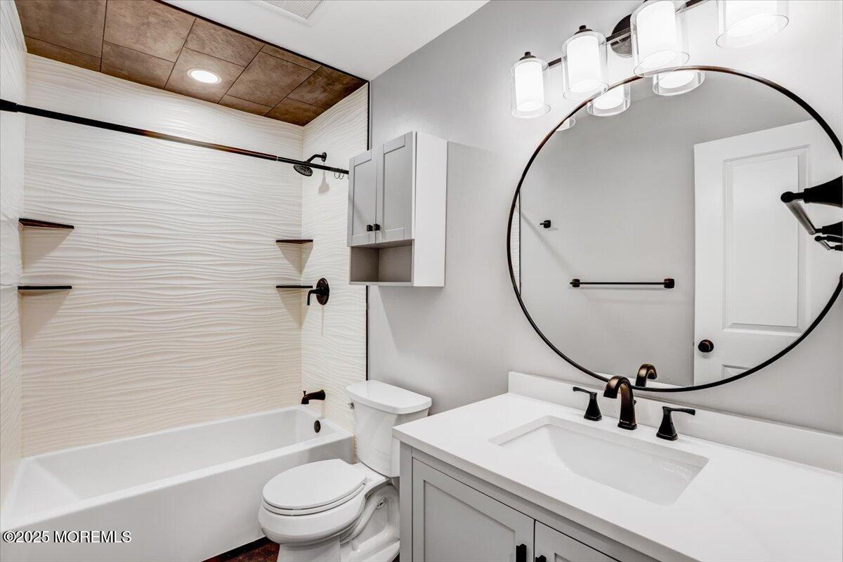 13 Seagull Lane, Howell, New Jersey image 17