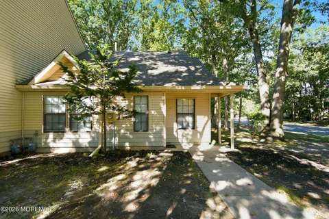MLS: 22631768