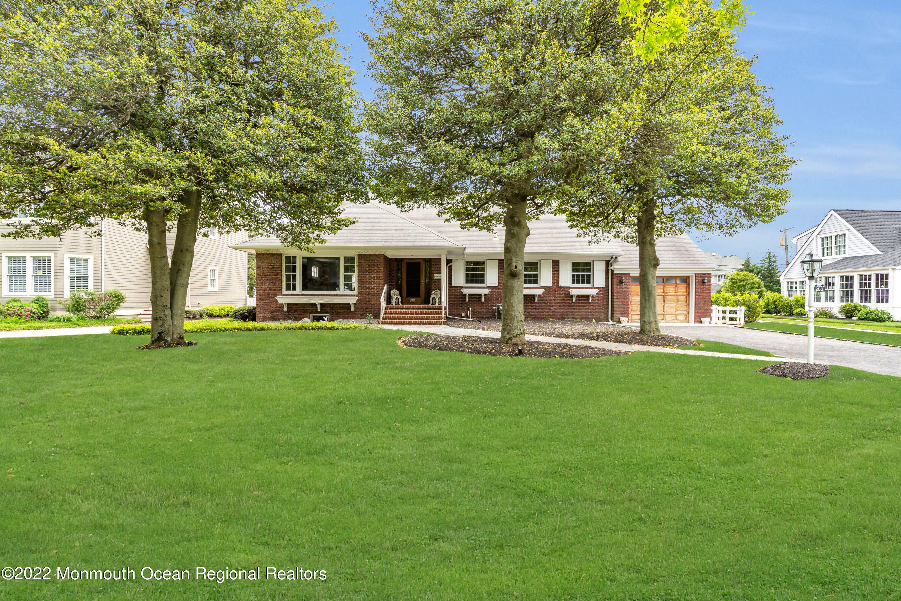 A208 Trenton Boulevard