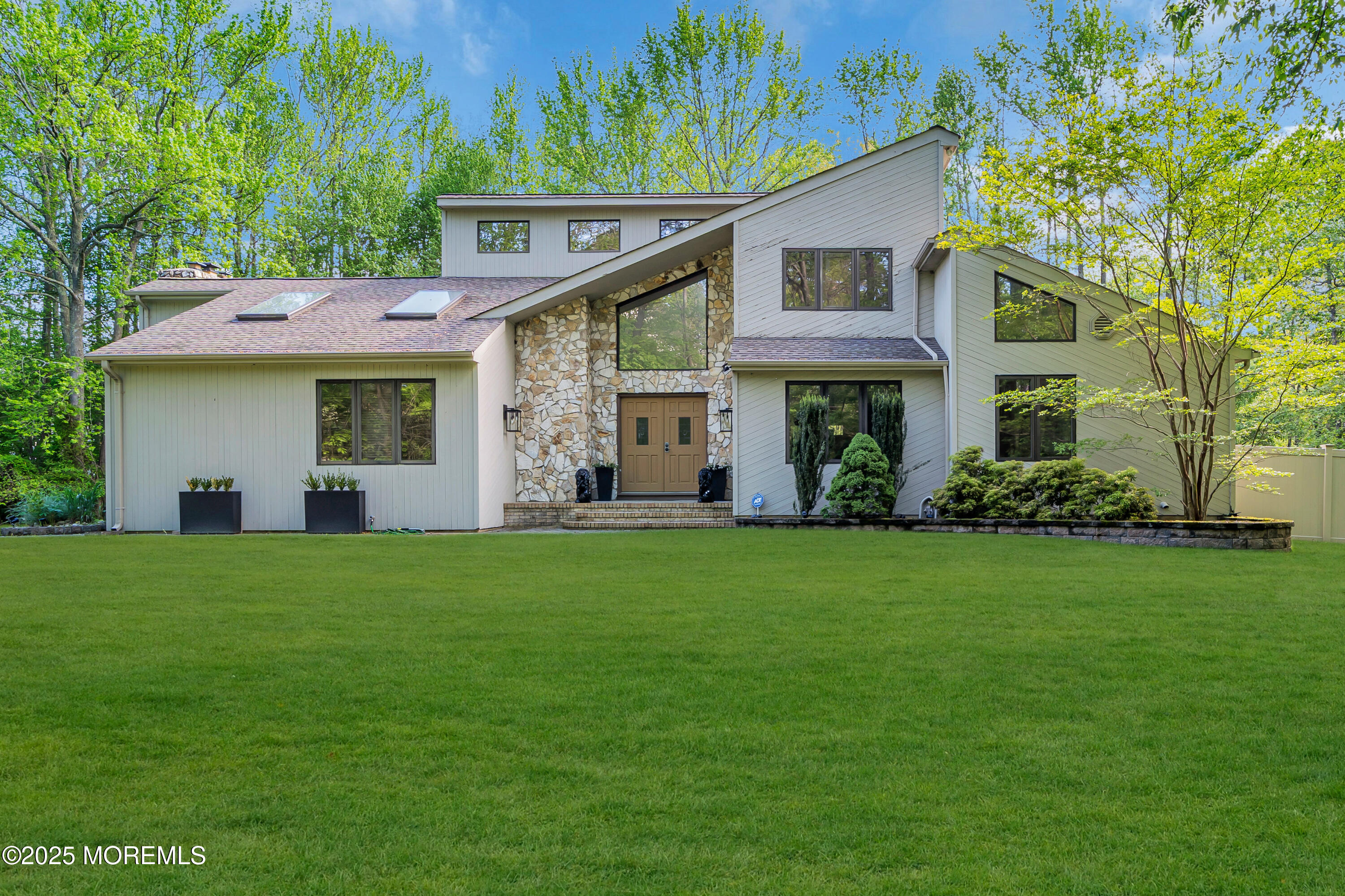 1656 Martin Road, Wall, New Jersey image 2
