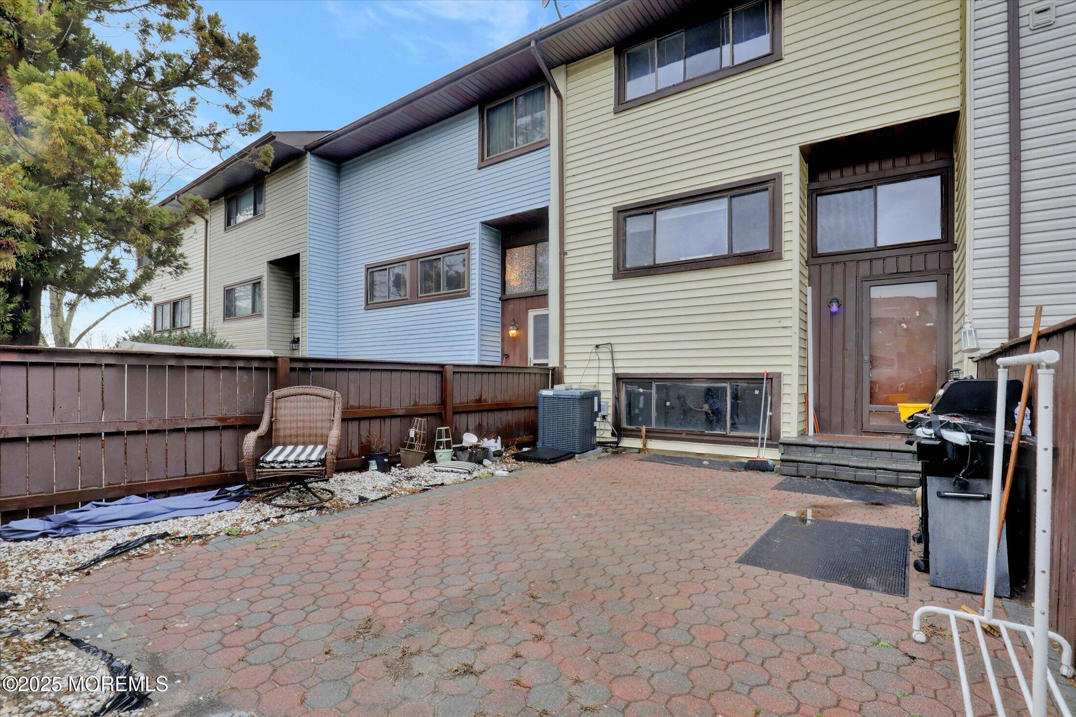 186 Hamilton Place, East Windsor, New Jersey image 33