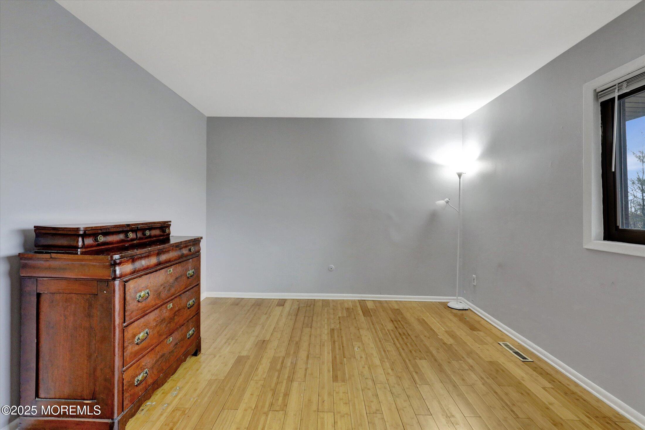 186 Hamilton Place, East Windsor, New Jersey image 26