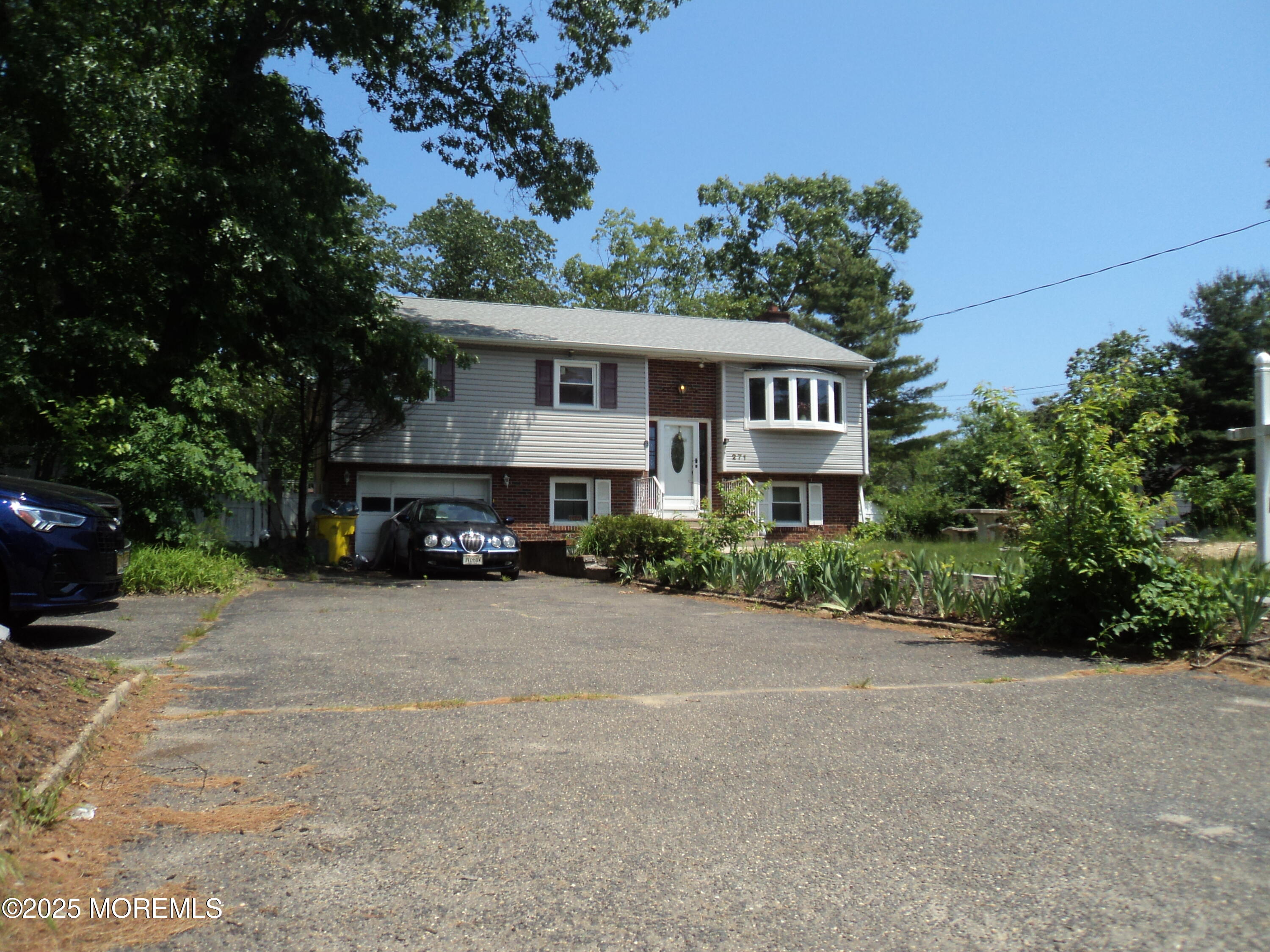 271 Joe Parker Road, Lakewood, New Jersey image 3