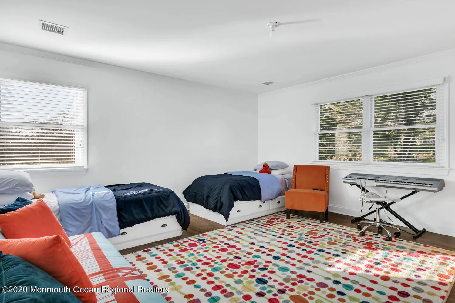 Rumson, New Jersey 07760, United States, 4 Bedrooms Bedrooms, ,4 BathroomsBathrooms,Residential,Active,197426