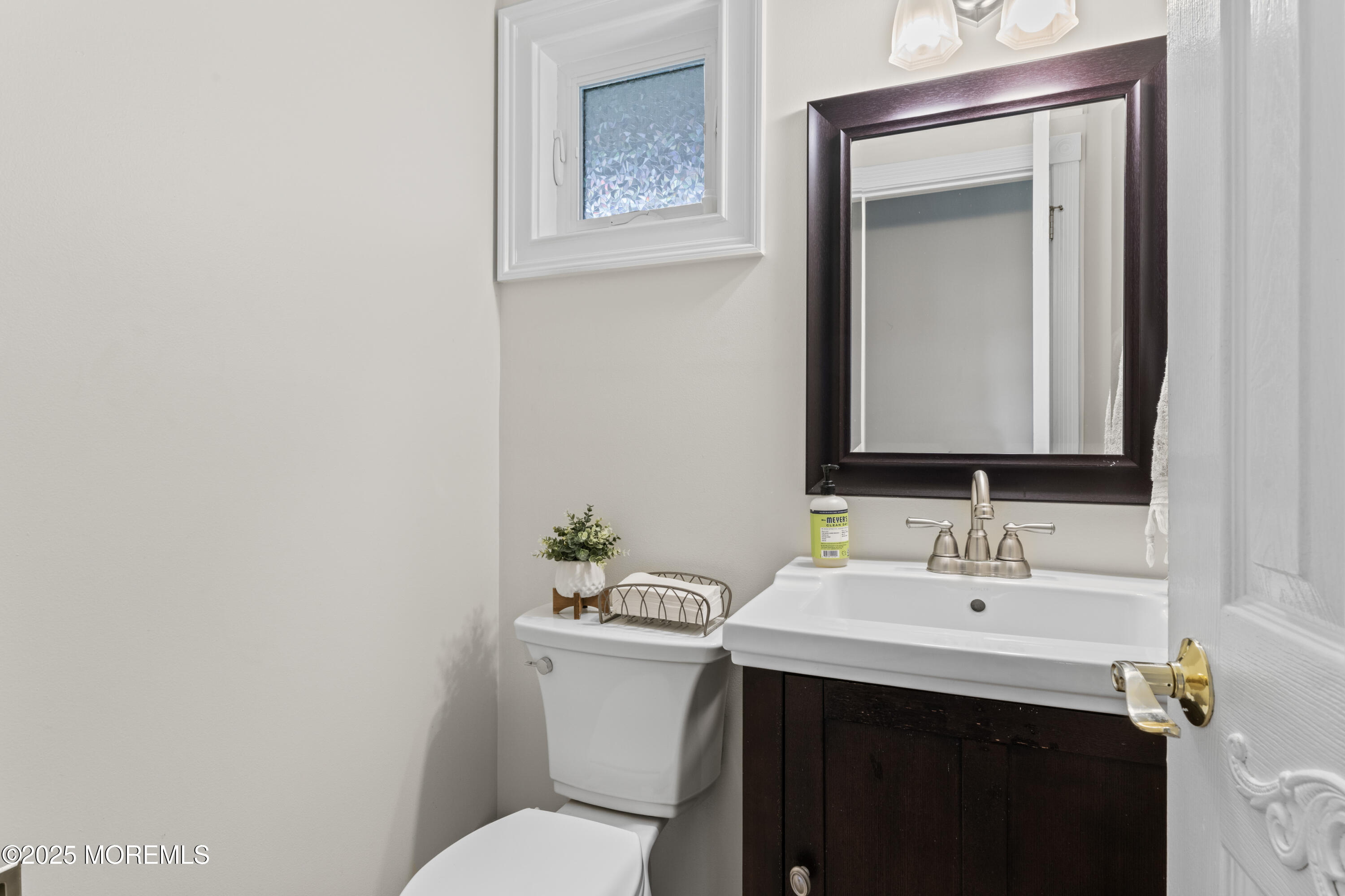 110 Jumping Brook Road, Lincroft, New Jersey image 19