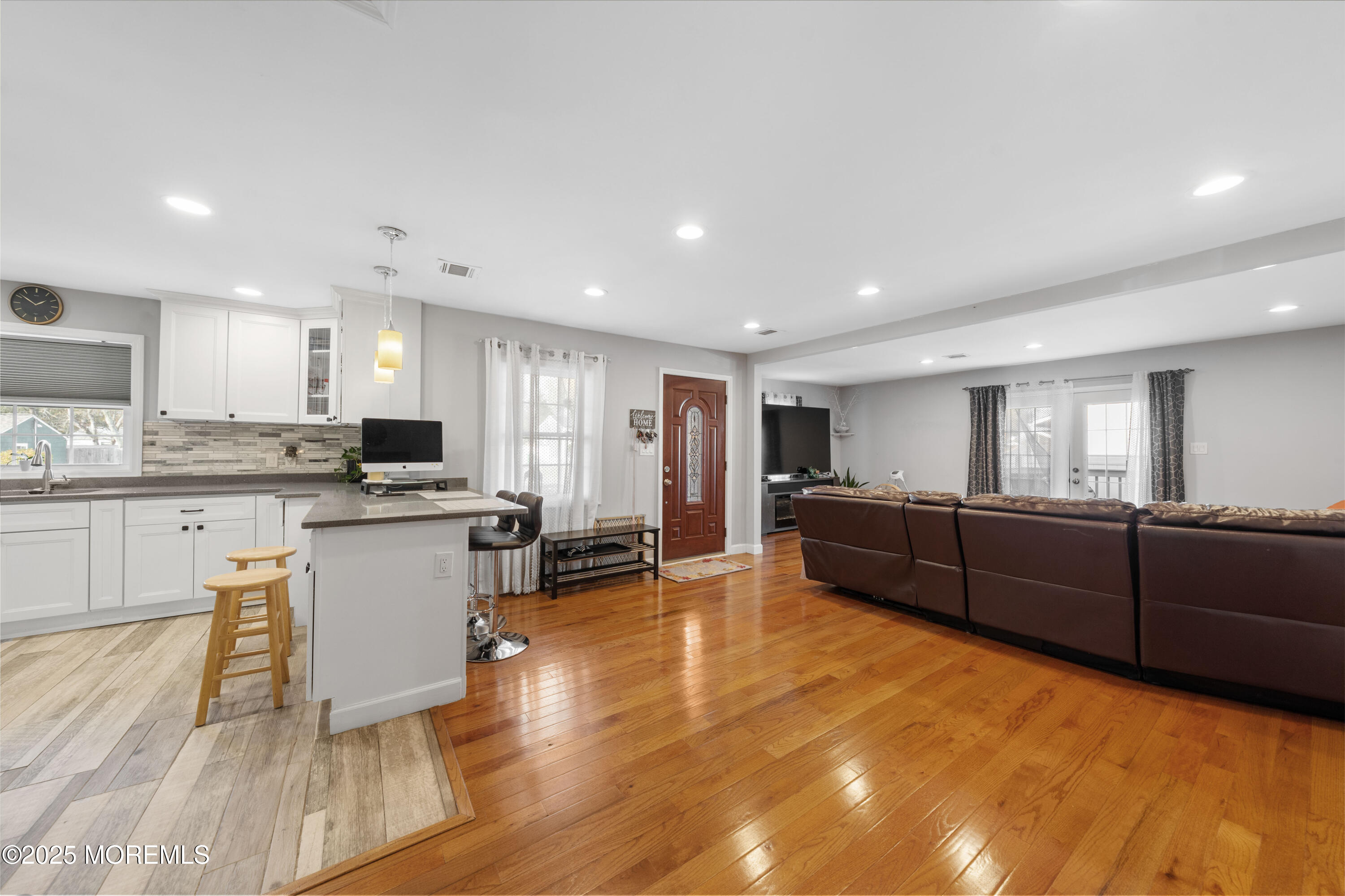 436 Applegate Avenue