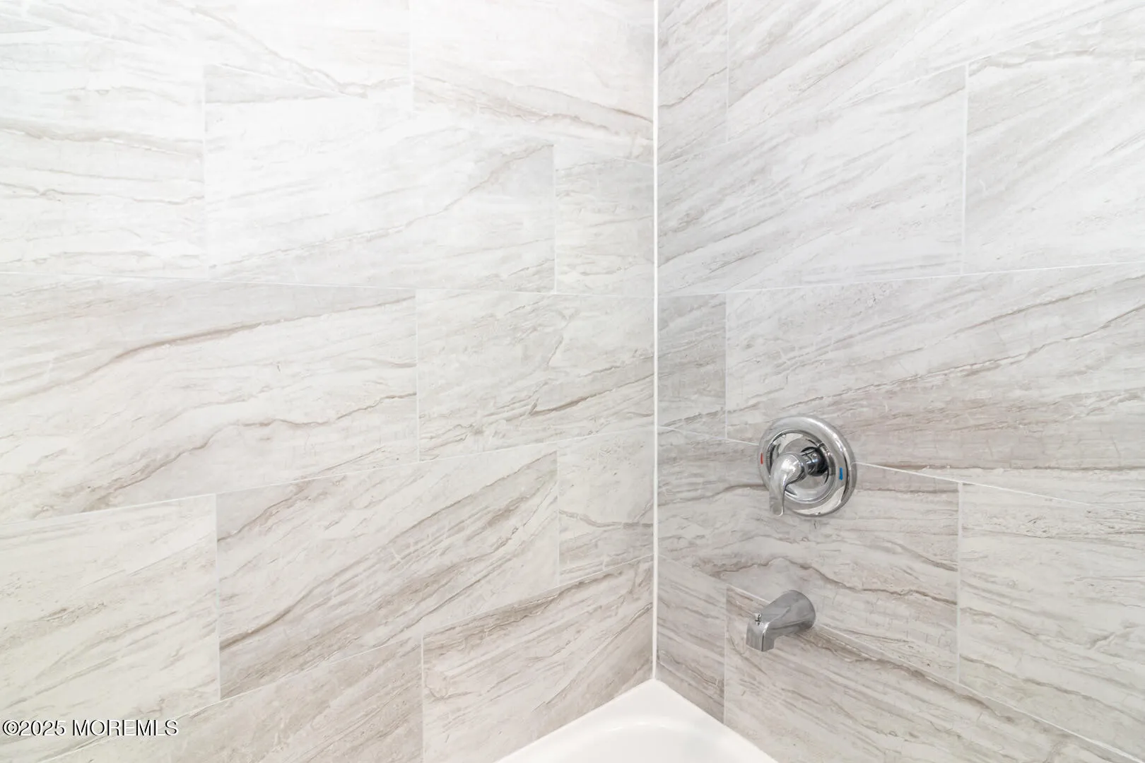 Toms River, New Jersey 08757, United States, 2 Bedrooms Bedrooms, ,1 BathroomBathrooms,Residential,Pending,19688