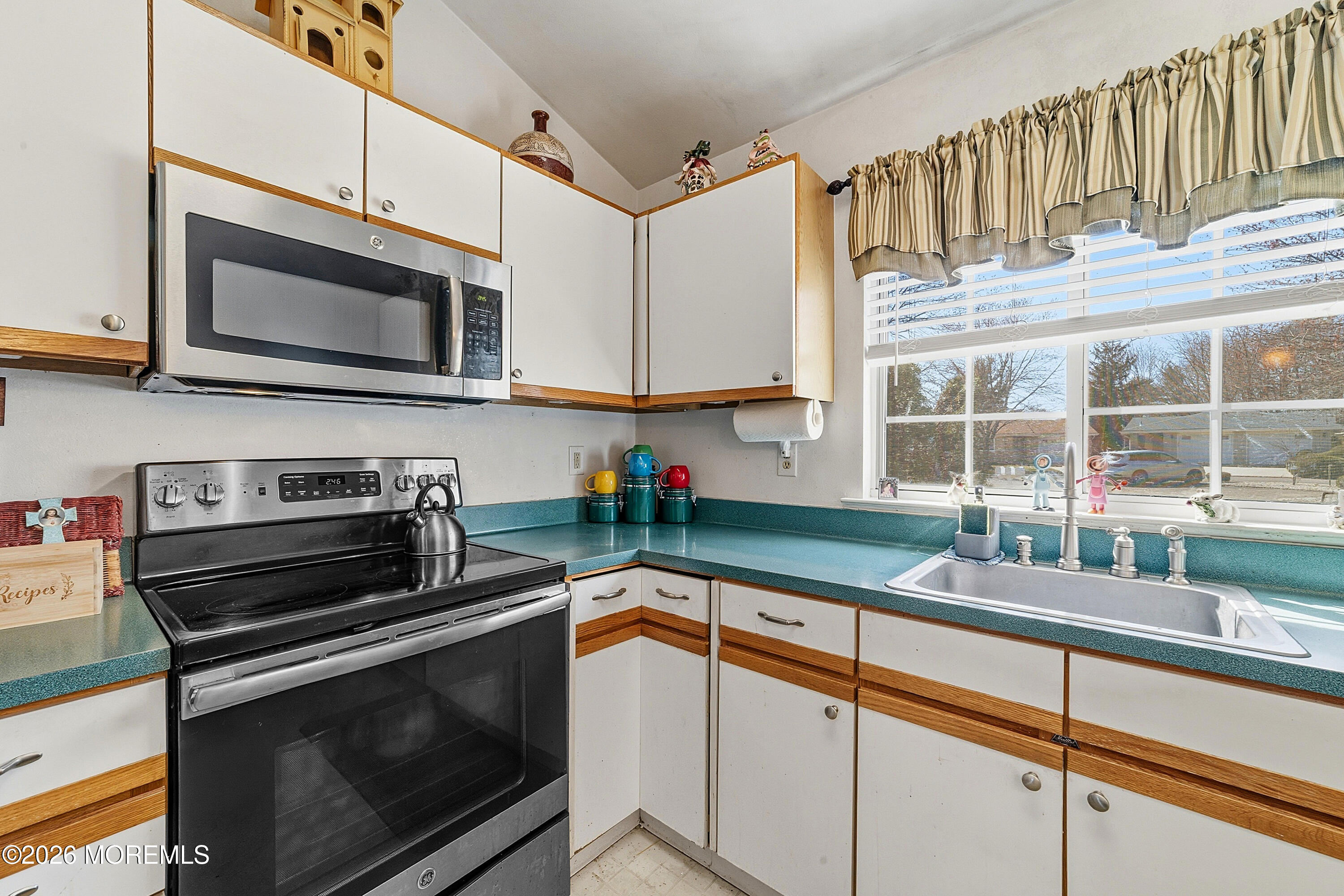 1213 Lindera Plz 213B