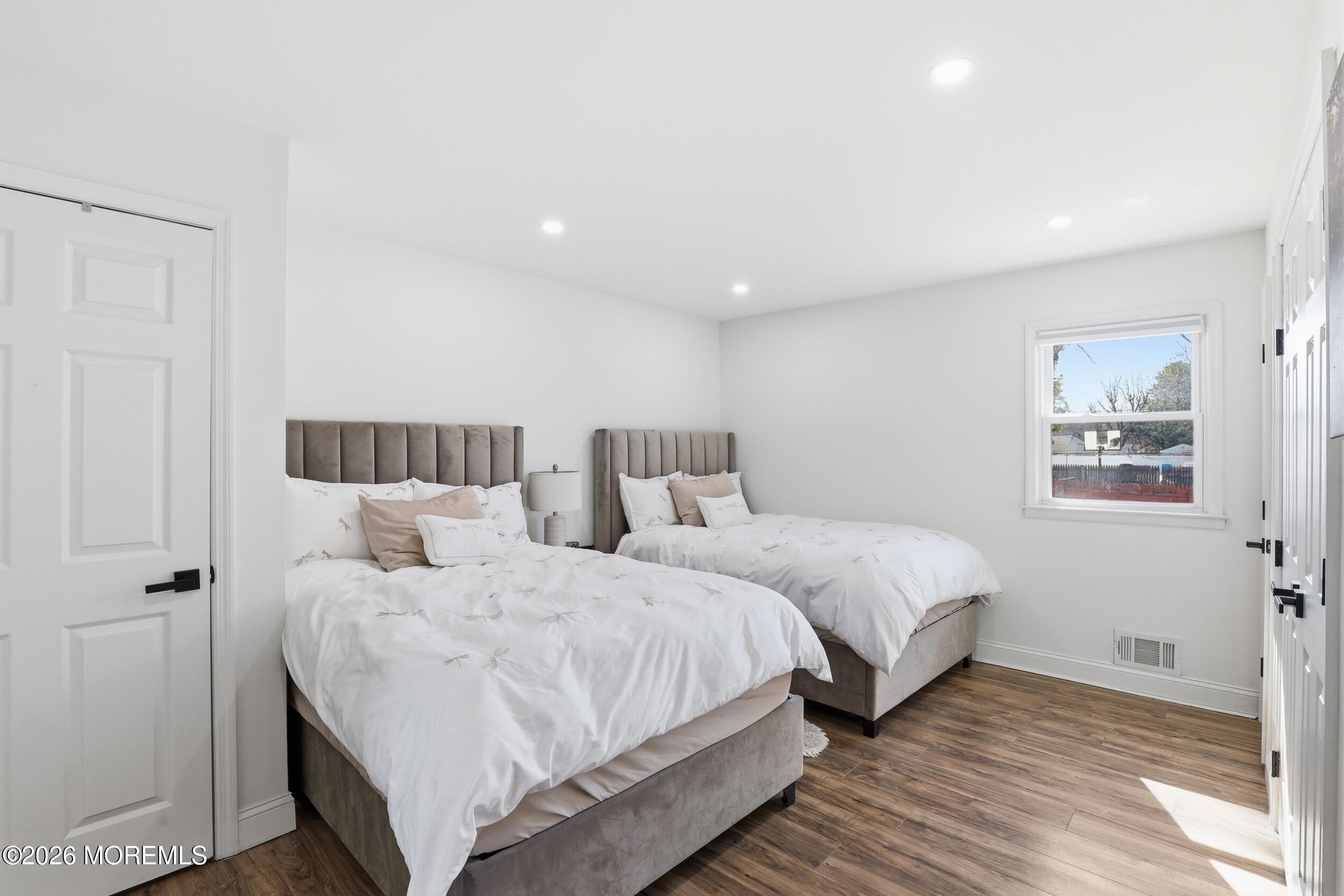 1212 Broadway Boulevard