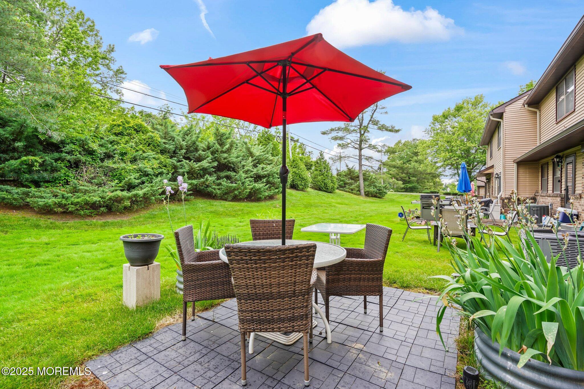 160 Village Green Way, Hazlet, New Jersey image 10